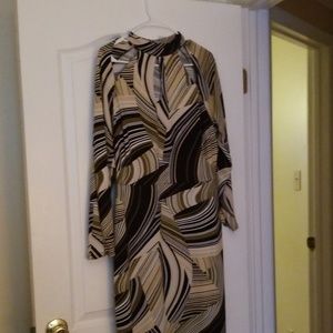 Multicolored dress, sexy front cut out by neck and